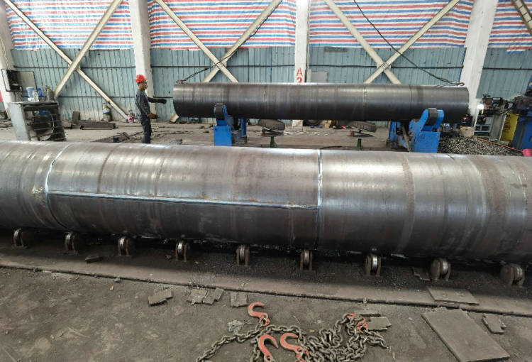 埋設(shè)鋼護(hù)筒 茂名鋼護(hù)筒廠家  茂名1800 1850 2000 2200mm樁基鋼護(hù)筒